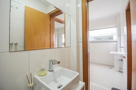 Apartamento à venda com 95m², 2 quartos e 1 vagaBanheiro de serviço