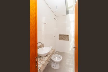 Casa à venda com 124m², 3 quartos e 2 vagasBanheiro 2