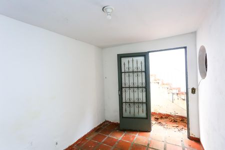 Casa à venda com 90m², 2 quartos e 2 vagas Casa à venda com 90m², 2 quartos e 2 vagasdepósito