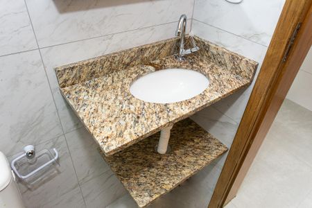 Apartamento para alugar com 37m², 2 quartos e sem vagaBanheiro