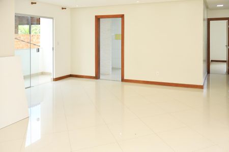 Casa para alugar com 3 quartos, 150m² em Pituaçu, Salvador