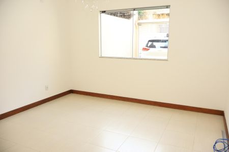 Casa para alugar com 3 quartos, 150m² em Pituaçu, Salvador