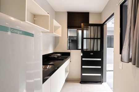 Cozinha de apartamento para alugar com 1 quarto, 22m² em Vila Marlene, São Bernardo do Campo