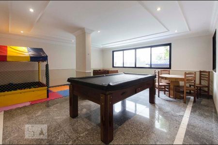 Apartamento para alugar com 120m², 3 quartos e 2 vagas Apartamento para alugar com 120m², 3 quartos e 2 vagasSala de Jogos