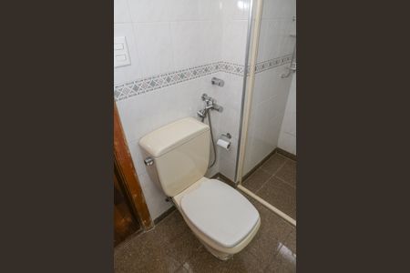 Apartamento para alugar com 120m², 3 quartos e 2 vagas Apartamento para alugar com 120m², 3 quartos e 2 vagasBanheiro da Suíte