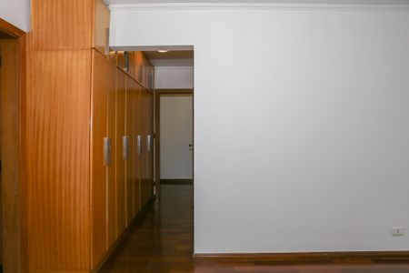 Apartamento para alugar com 120m², 3 quartos e 2 vagas Apartamento para alugar com 120m², 3 quartos e 2 vagasSuíte