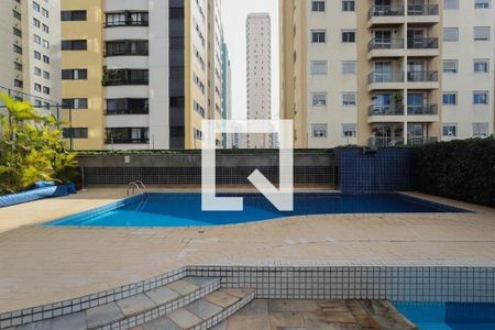 Apartamento para alugar com 120m², 3 quartos e 2 vagas Apartamento para alugar com 120m², 3 quartos e 2 vagasÁrea comum - Piscina