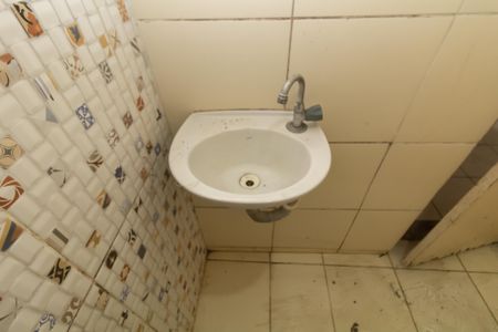 Casa para alugar com 40m², 1 quarto e sem vaga Casa para alugar com 40m², 1 quarto e sem vagaBanheiro