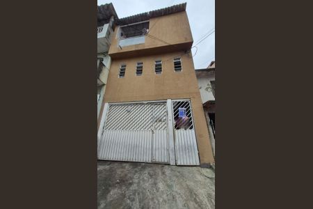 Casa para alugar com 40m², 1 quarto e sem vaga Casa para alugar com 40m², 1 quarto e sem vagaFachada