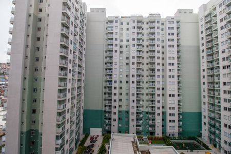 Sala Varanda Vista de apartamento para alugar com 2 quartos, 44m² em Santo Cristo, Rio de Janeiro