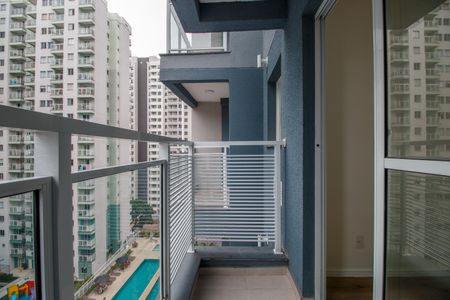 Sala Varanda de apartamento para alugar com 2 quartos, 44m² em Santo Cristo, Rio de Janeiro