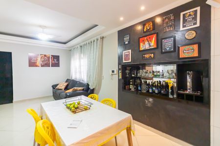 Sala  de casa para alugar com 3 quartos, 100m² em Bussocaba, Osasco