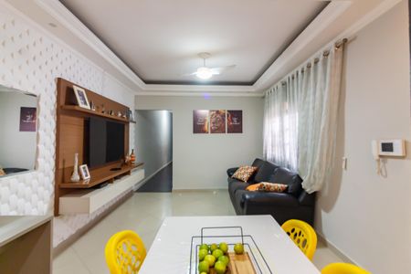 Sala  de casa para alugar com 3 quartos, 100m² em Bussocaba, Osasco