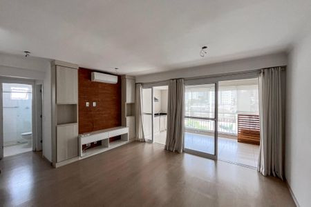 Sala de apartamento à venda com 2 quartos, 82m² em Vila Gumercindo, São Paulo