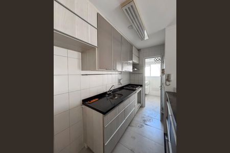 Apartamento à venda com 82m², 2 quartos e 2 vagasCozinha