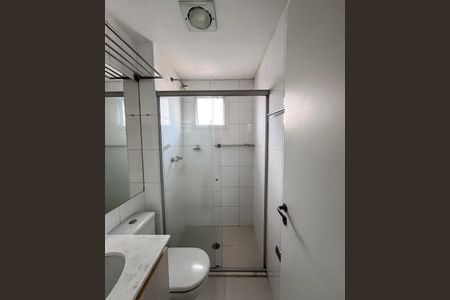 Apartamento à venda com 82m², 2 quartos e 2 vagasBanheiro da Suíte