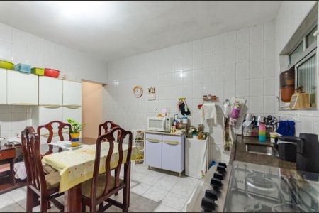 Casa à venda com 184m², 2 quartos e 1 vaga Casa à venda com 184m², 2 quartos e 1 vagaCozinha