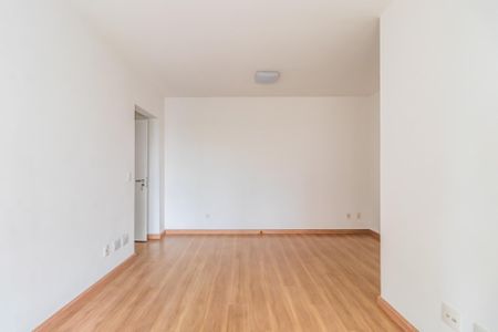 Sala de apartamento para alugar com 3 quartos, 85m² em Alphaville Industrial, Barueri