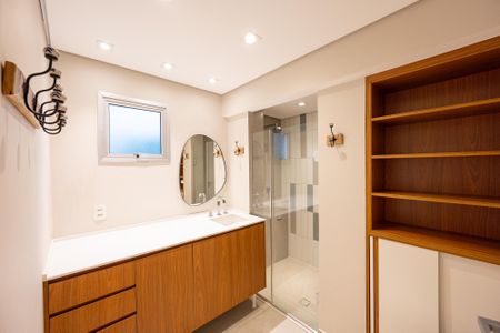 Apartamento para alugar com 74m², 2 quartos e 1 vaga Apartamento para alugar com 74m², 2 quartos e 1 vagaBanheiro da Suíte