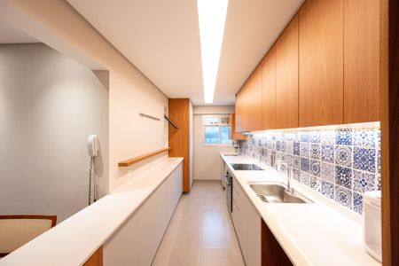 Apartamento para alugar com 74m², 2 quartos e 1 vaga Apartamento para alugar com 74m², 2 quartos e 1 vagaCozinha