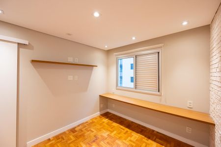 Apartamento para alugar com 74m², 2 quartos e 1 vaga Apartamento para alugar com 74m², 2 quartos e 1 vagaSuíte