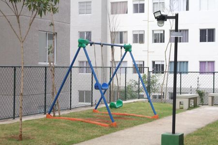 Apartamento para alugar com 42m², 2 quartos e sem vagaÁrea comum - Playground