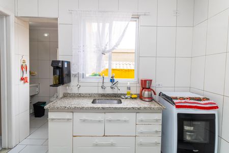 Casa para alugar com 100m², 2 quartos e 1 vaga Casa para alugar com 100m², 2 quartos e 1 vagaCozinha