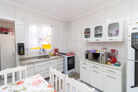 Casa para alugar com 100m², 2 quartos e 1 vaga Casa para alugar com 100m², 2 quartos e 1 vagaCozinha