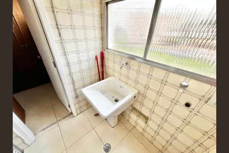 Apartamento à venda com 60m², 2 quartos e 1 vagaÁrea de Serviço