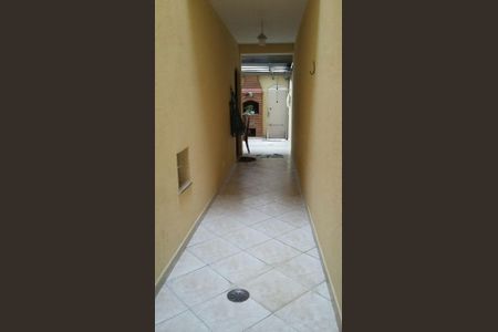 Casa à venda com 100m², 3 quartos e 1 vagaÁrea externa