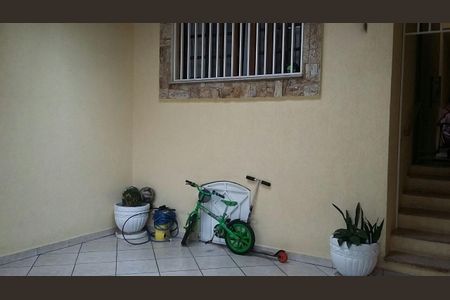 Casa à venda com 100m², 3 quartos e 1 vagaÁrea externa