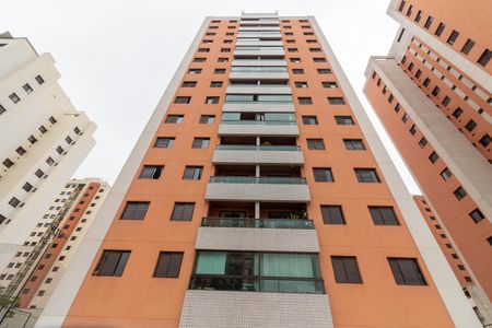 Apartamento à venda com 74m², 3 quartos e 1 vaga Apartamento à venda com 74m², 3 quartos e 1 vagaFachada