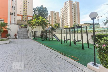Apartamento à venda com 74m², 3 quartos e 1 vaga Apartamento à venda com 74m², 3 quartos e 1 vagaCondomínio