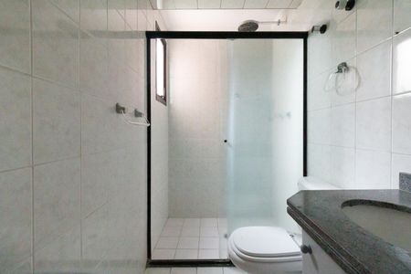 Apartamento à venda com 74m², 3 quartos e 1 vaga Apartamento à venda com 74m², 3 quartos e 1 vagaBanheiro