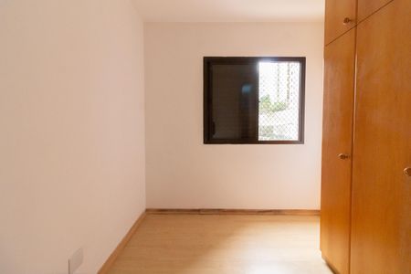Quarto 2 de apartamento para alugar com 3 quartos, 74m² em Jardim das Vertentes, São Paulo