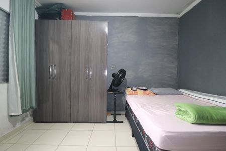 Casa à venda com 240m², 2 quartos e 2 vagasQuarto 1