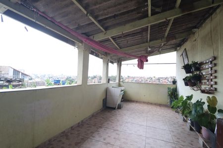 Casa à venda com 240m², 2 quartos e 2 vagasÁrea de Serviço