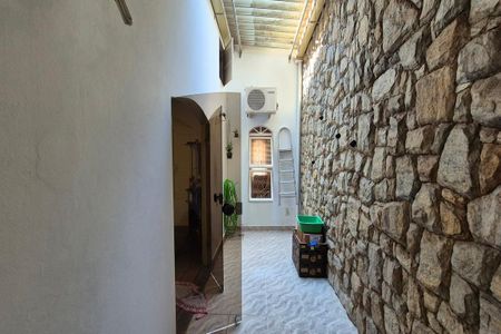 Casa à venda com 230m², 4 quartos e 4 vagas Casa à venda com 230m², 4 quartos e 4 vagasVista do Quarto 1