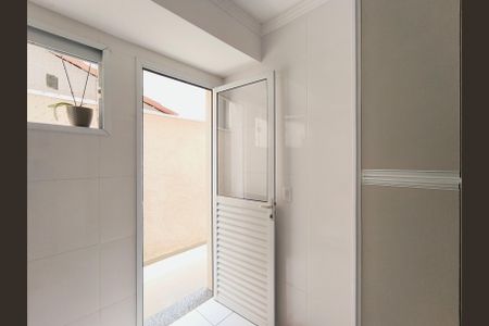 Casa de condomínio à venda com 110m², 3 quartos e 2 vagasÁrea de Serviço