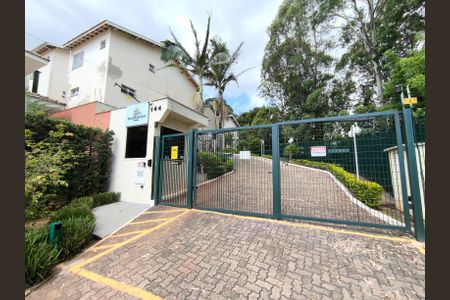 Casa de condomínio à venda com 110m², 3 quartos e 2 vagasPortaria