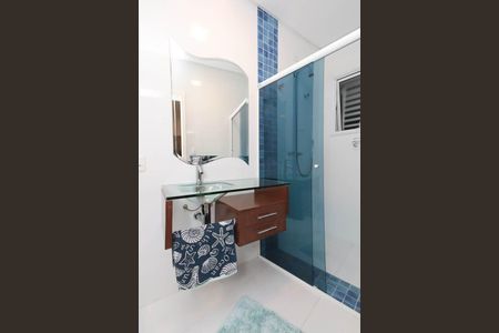 Casa à venda com 4 quartos, 450m² em Jardim Leonor Mendes de Barros, São Paulo