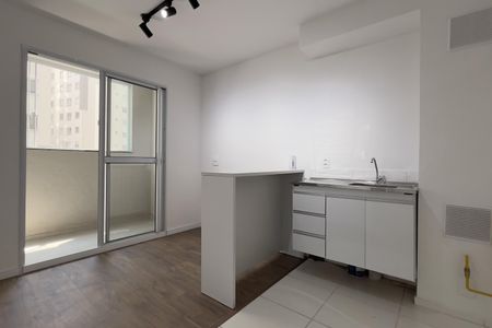 Sala e Cozinha de apartamento à venda com 1 quarto, 27m² em Vila das Bandeiras, Guarulhos