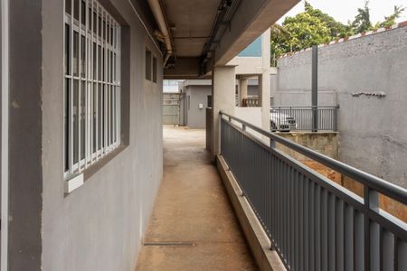 Studio para alugar com 25m², 1 quarto e sem vaga Studio para alugar com 25m², 1 quarto e sem vagaCorredor