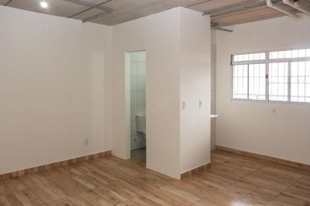 Quarto/Cozinha de kitnet/studio para alugar com 1 quarto, 25m² em Jardim Domitila, São Paulo
