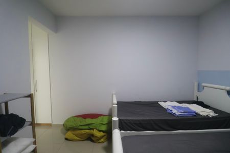 Apartamento para alugar com 220m², 4 quartos e 2 vagas Apartamento para alugar com 220m², 4 quartos e 2 vagasSuíte 2