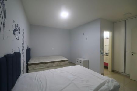 Apartamento para alugar com 220m², 4 quartos e 2 vagas Apartamento para alugar com 220m², 4 quartos e 2 vagasSuíte 3