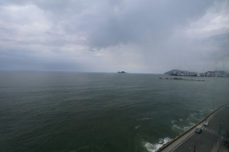 Apartamento para alugar com 220m², 4 quartos e 2 vagas Apartamento para alugar com 220m², 4 quartos e 2 vagasVista