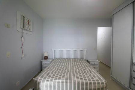 Apartamento para alugar com 220m², 4 quartos e 2 vagas Apartamento para alugar com 220m², 4 quartos e 2 vagasSuíte