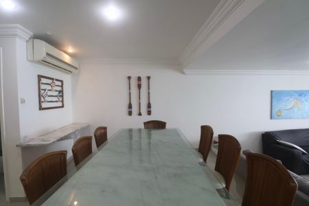 Apartamento para alugar com 220m², 4 quartos e 2 vagas Apartamento para alugar com 220m², 4 quartos e 2 vagasSala