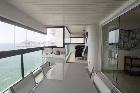 Apartamento para alugar com 220m², 4 quartos e 2 vagas Apartamento para alugar com 220m², 4 quartos e 2 vagasVaranda